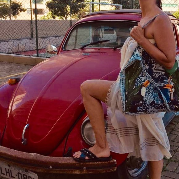 FARM Rio "Banana" Tote Bag NWT - Picture 4 of 4